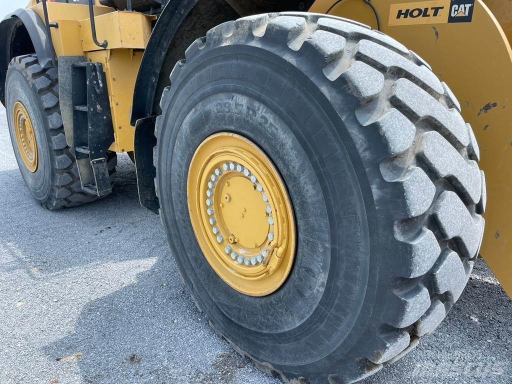 CAT 980M Iekrāvēji uz riteņiem