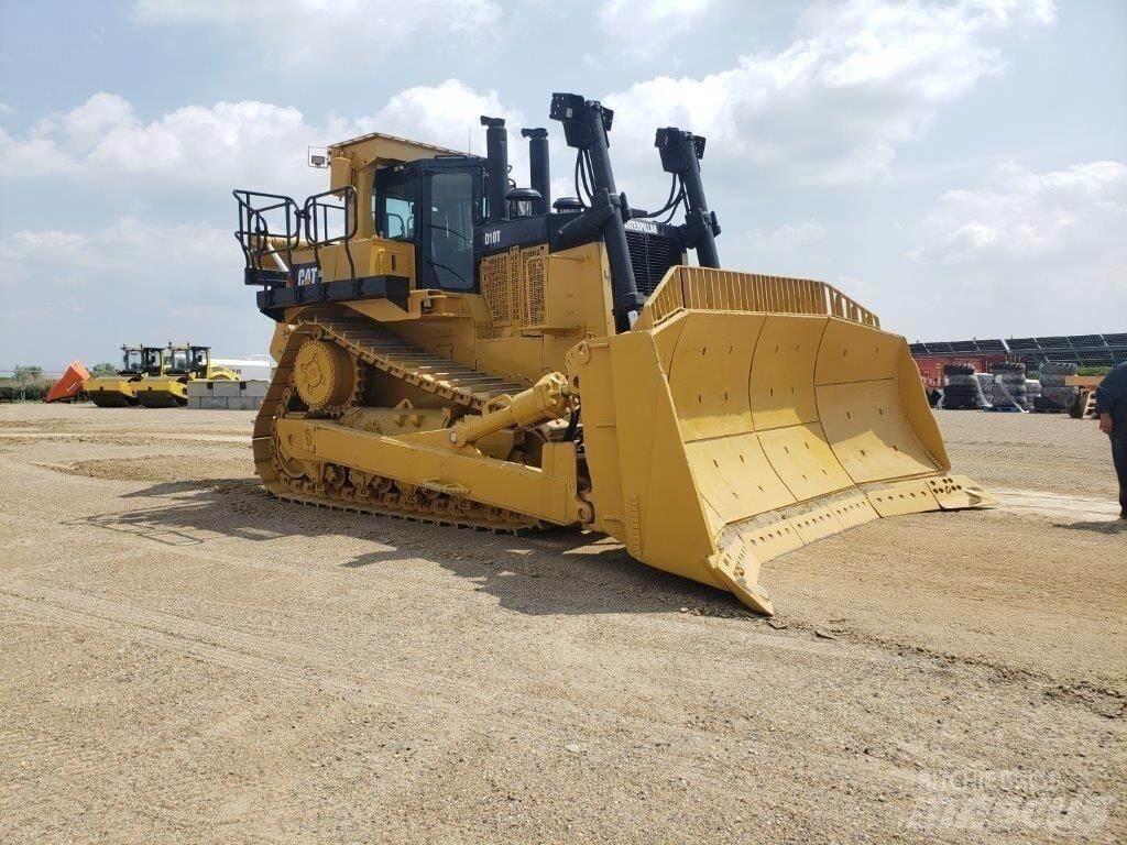 CAT D10T Kāpurķēžu buldozeri