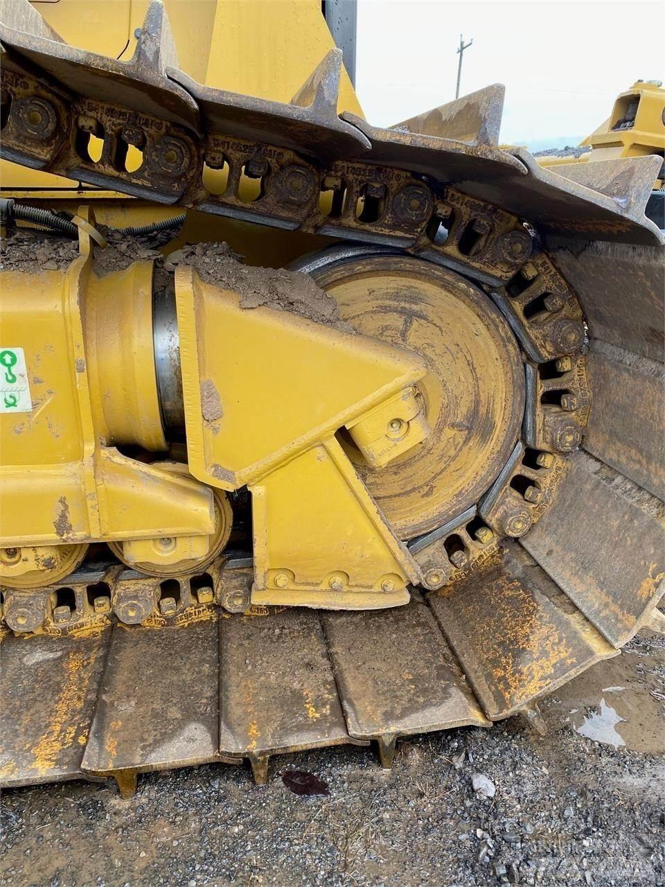 CAT D5 LGP Kāpurķēžu buldozeri