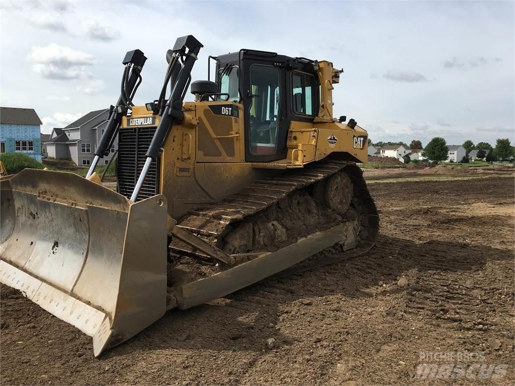 CAT D6T XW Kāpurķēžu buldozeri