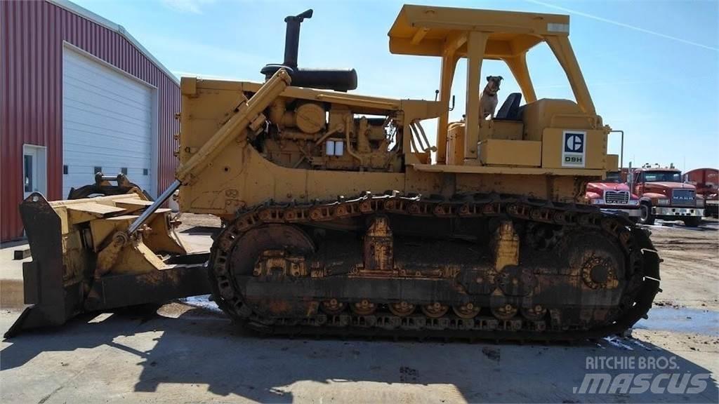 CAT D9H Kāpurķēžu buldozeri