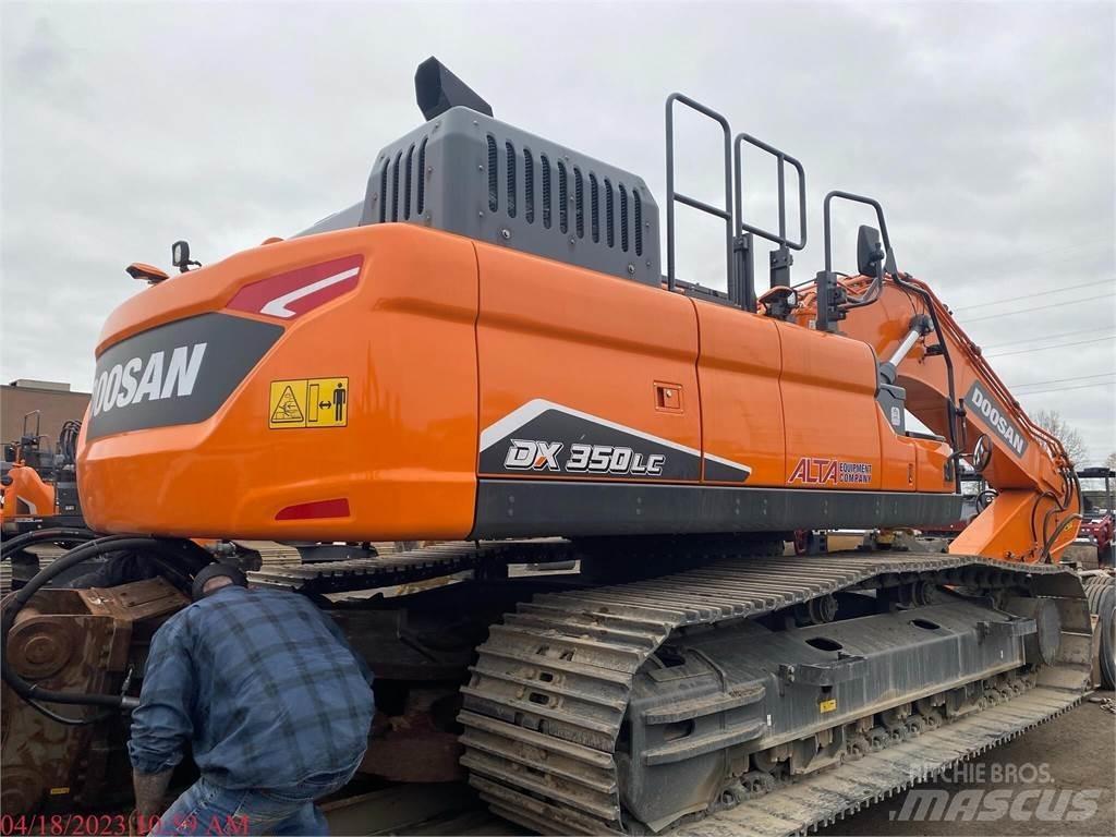 Develon DX350 LC-7 Kāpurķēžu ekskavatori