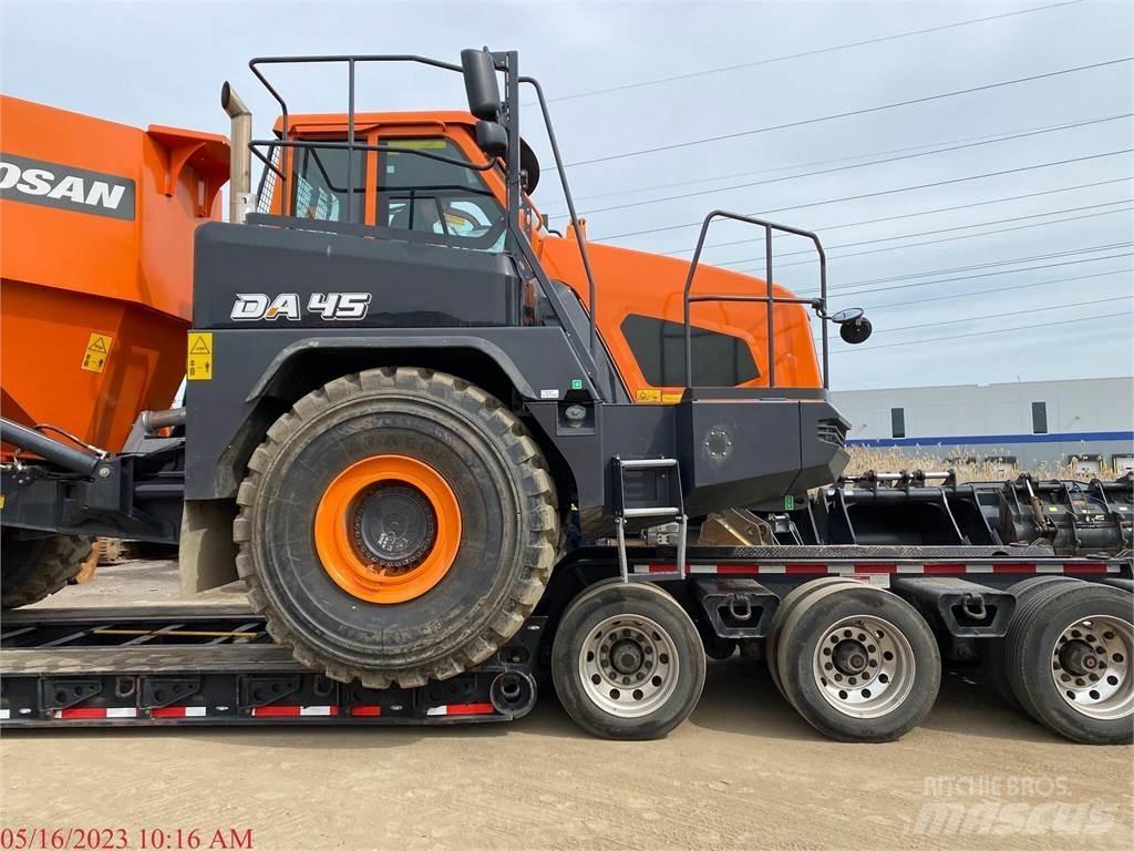 Doosan DA45-5 Artikulētie pašizgāzēji