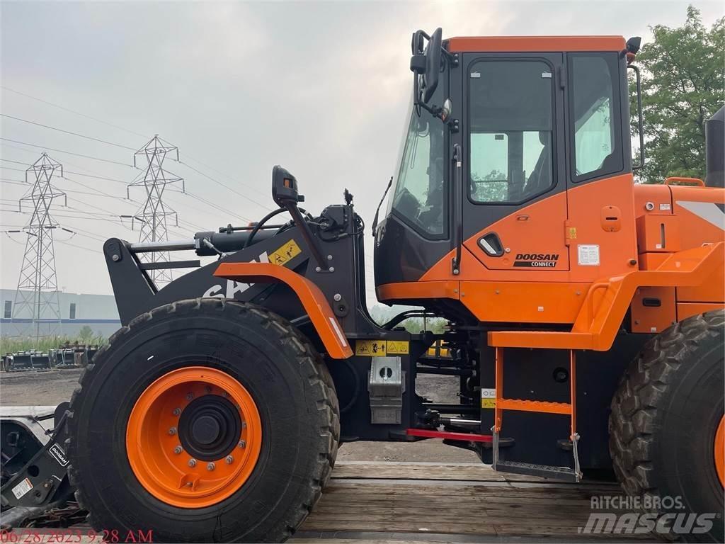Doosan DL250-5 Iekrāvēji uz riteņiem
