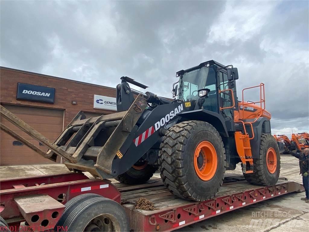 Doosan DL380-7 Iekrāvēji uz riteņiem