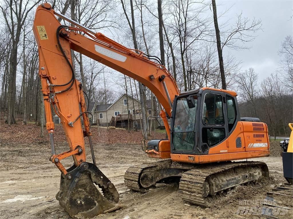 Doosan DX140 LC-3 Kāpurķēžu ekskavatori