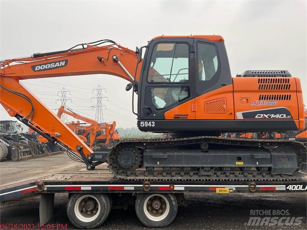 Doosan DX140 LC-5 Kāpurķēžu ekskavatori