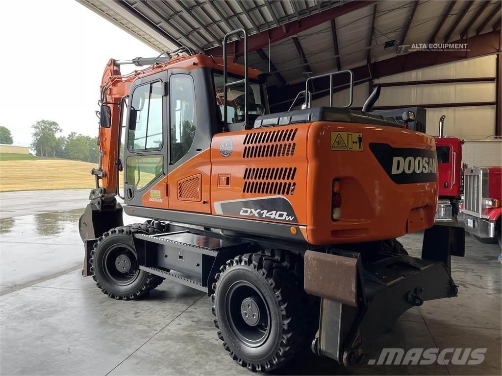 Doosan DX140W-5 Ekskavatori uz riteņiem