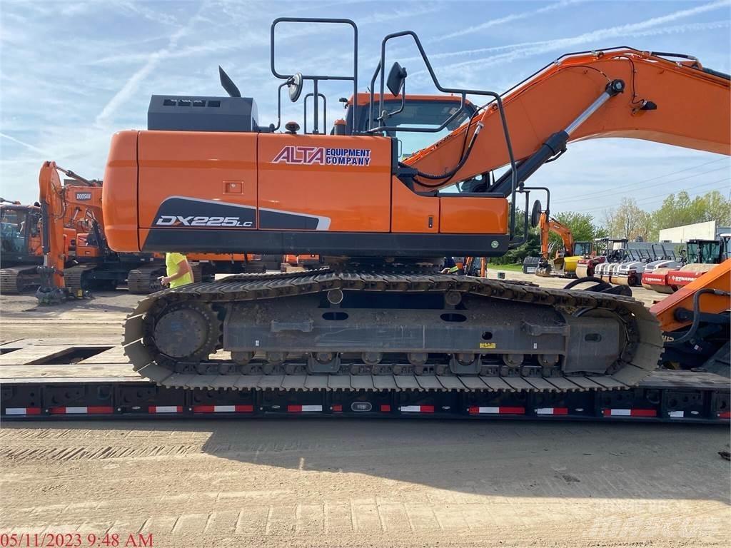 Doosan DX225 LC-5 Kāpurķēžu ekskavatori