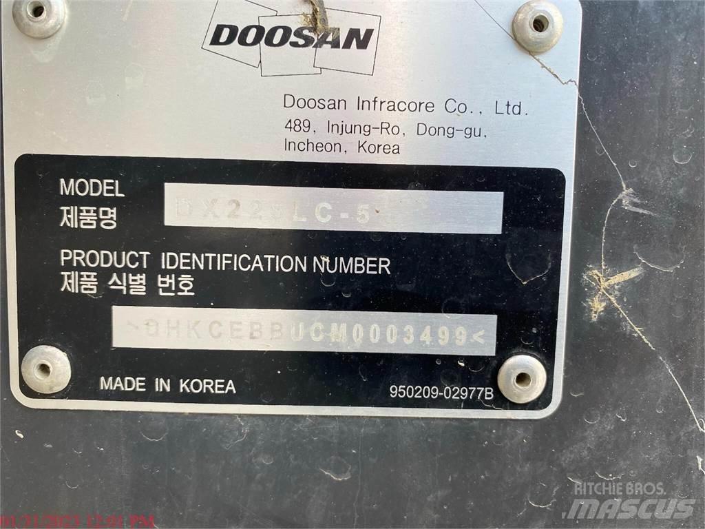 Doosan DX225 LC-5 Kāpurķēžu ekskavatori