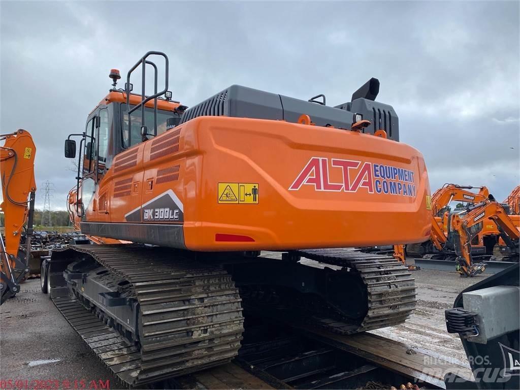 Doosan DX300 LC Kāpurķēžu ekskavatori