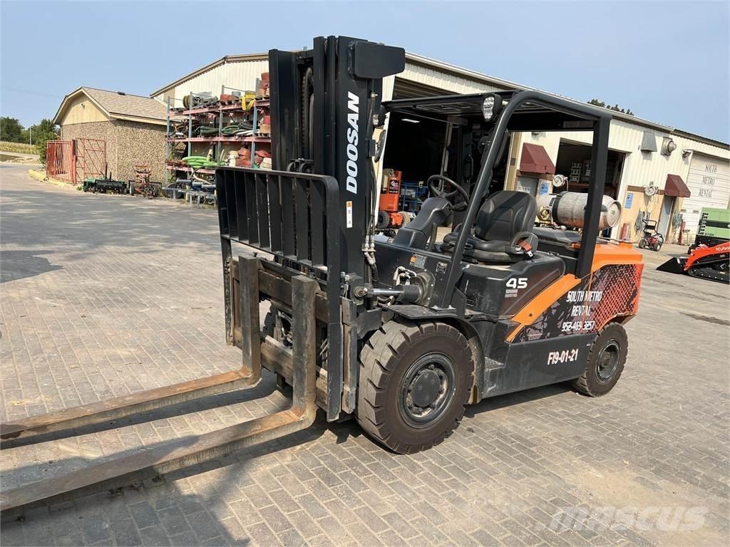Doosan G45S-7 Autokrāvēji - citi
