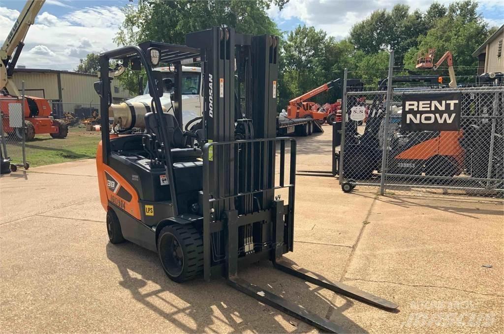 Doosan GC30S-9 Autokrāvēji - citi