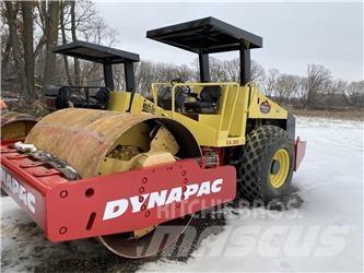 Dynapac CA260D Divvalču grunts veltņi