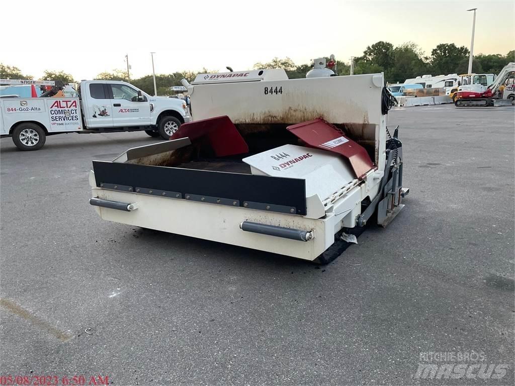 Dynapac FC1300C II Asfalta klājēji