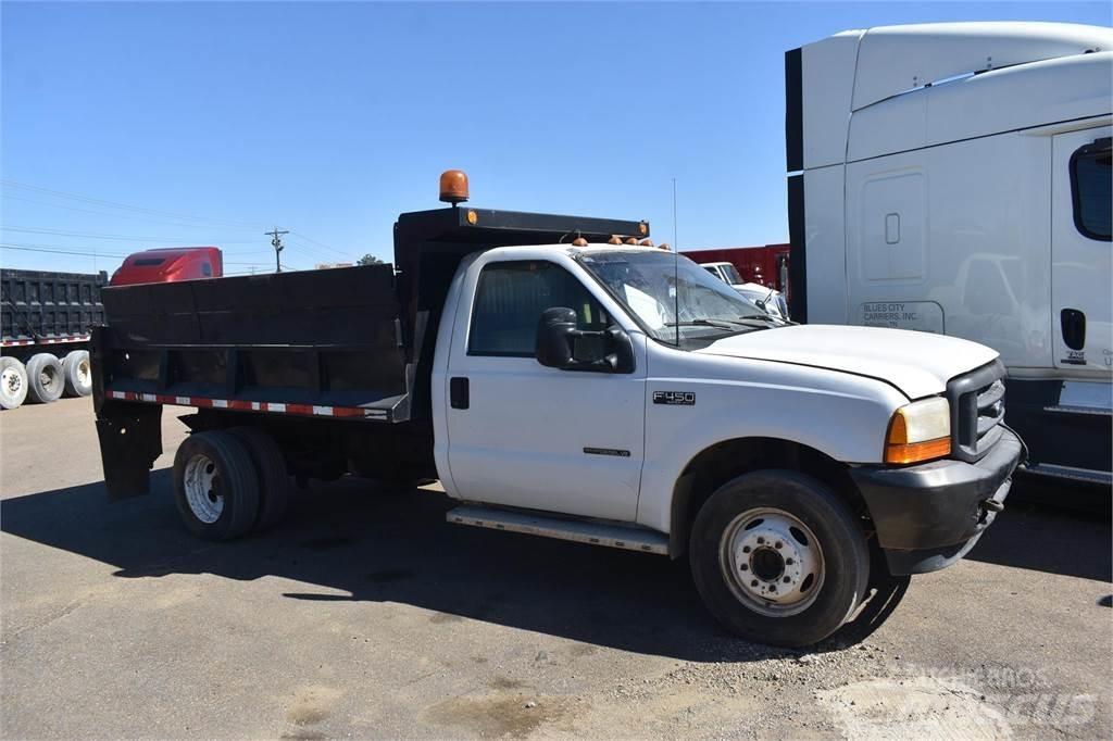 Ford F450 Pašizgāzējs