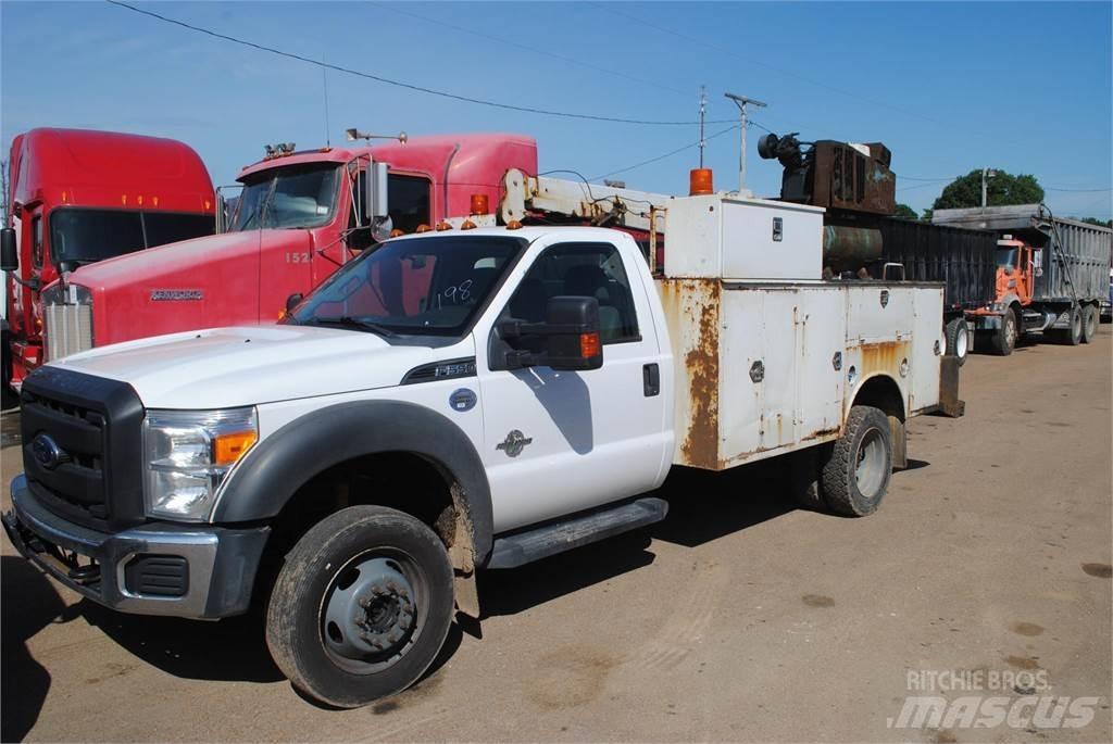 Ford F550 Pilsētas atkritumvedēji