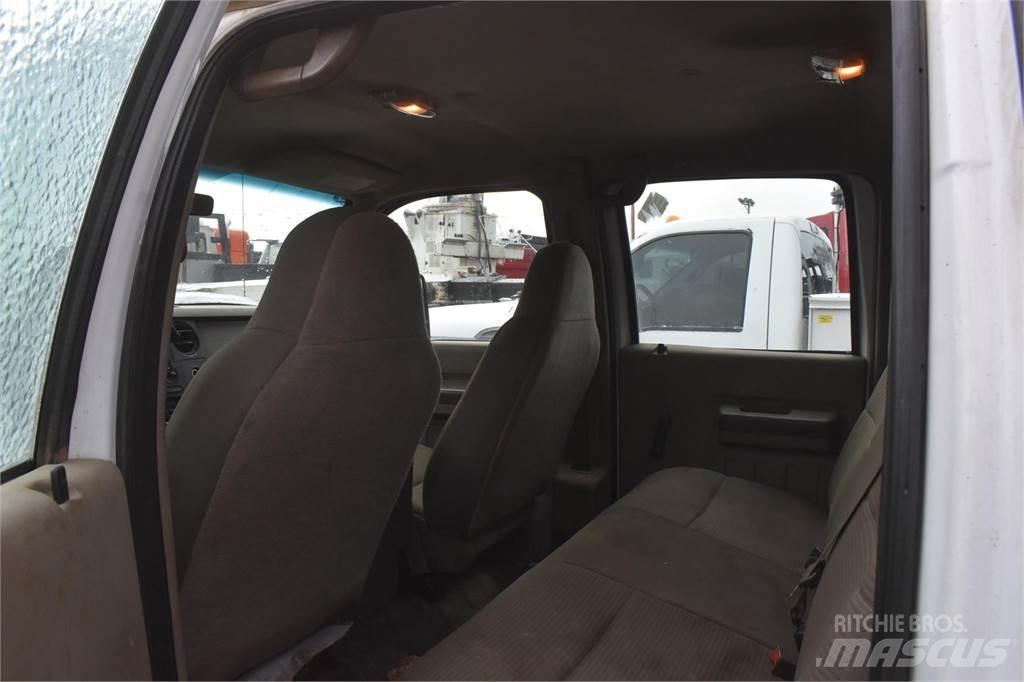 Ford F550 Pilsētas atkritumvedēji