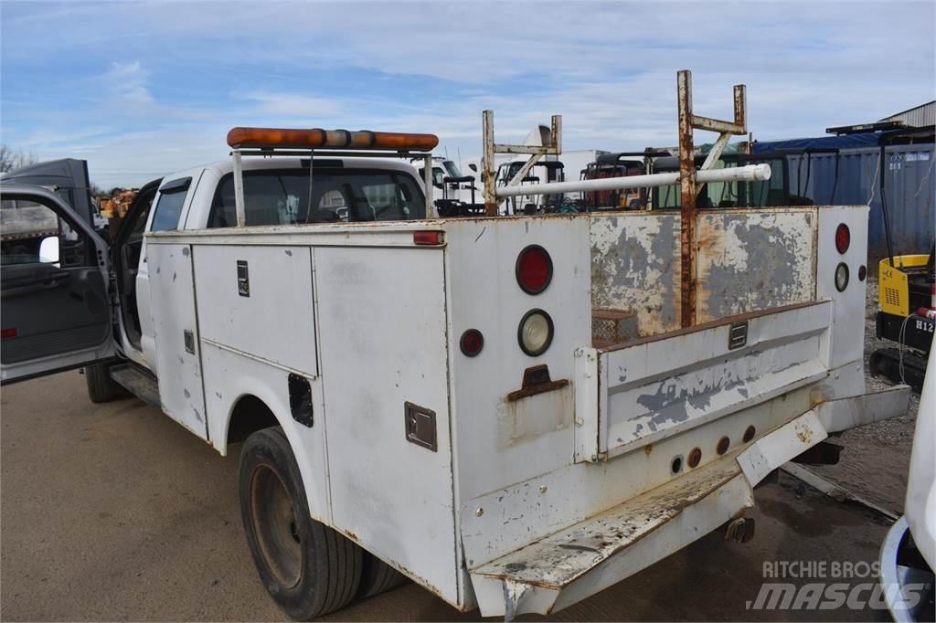 Ford F550 Pilsētas atkritumvedēji