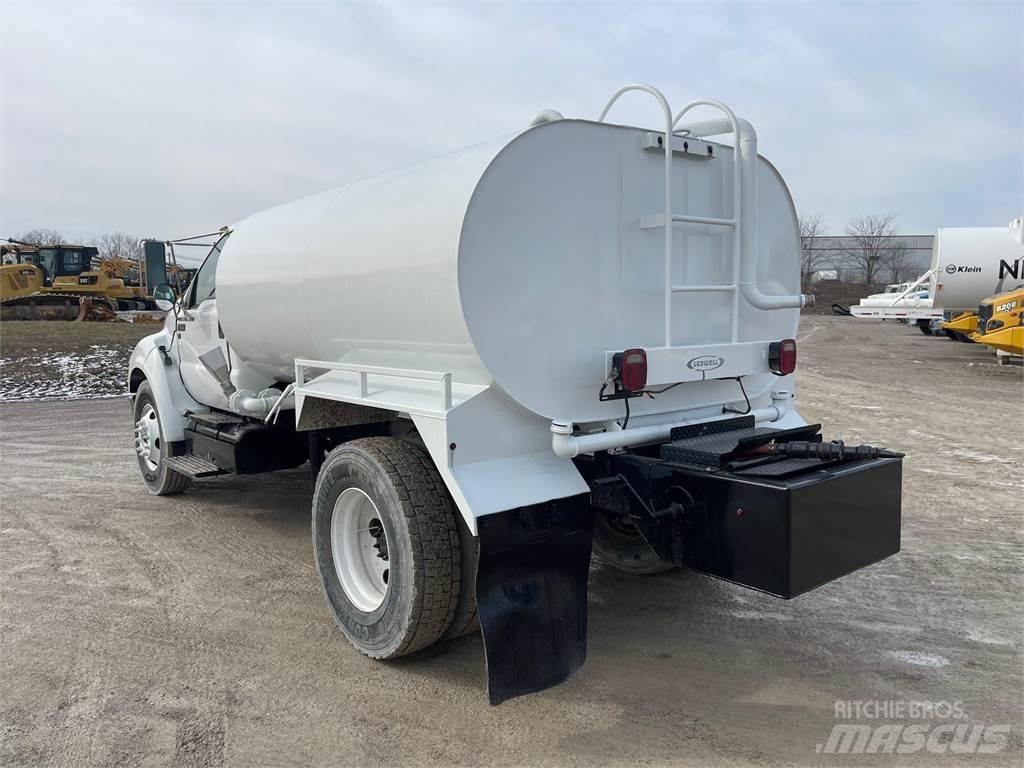 Ford F650 Ūdens mašīnas