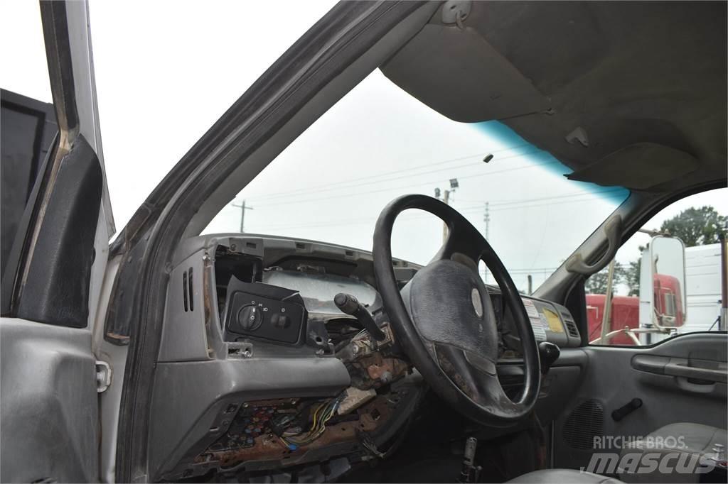 Ford F750 Autocisterna