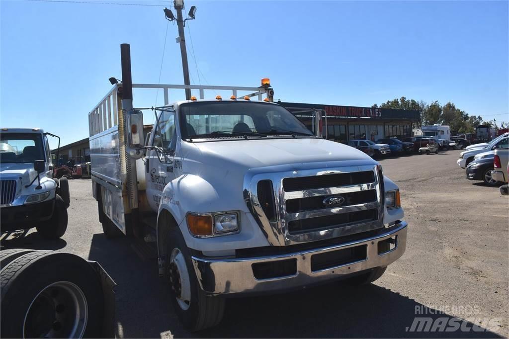 Ford F750 Pilsētas atkritumvedēji