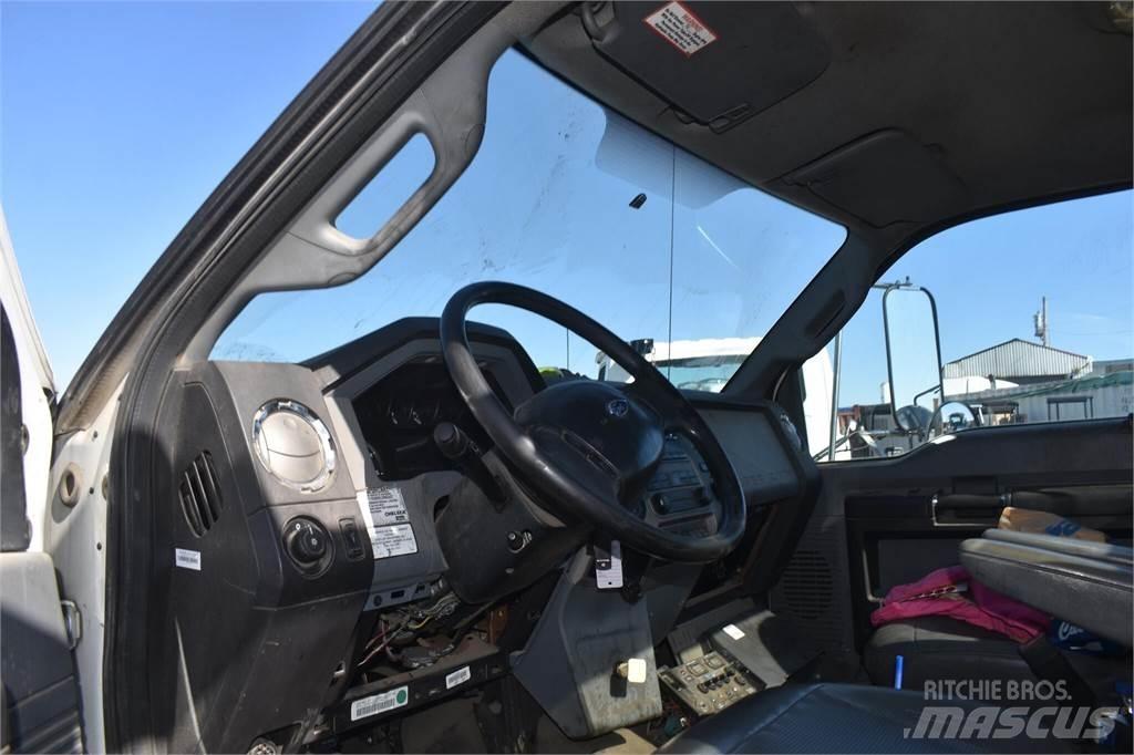 Ford F750 Pilsētas atkritumvedēji