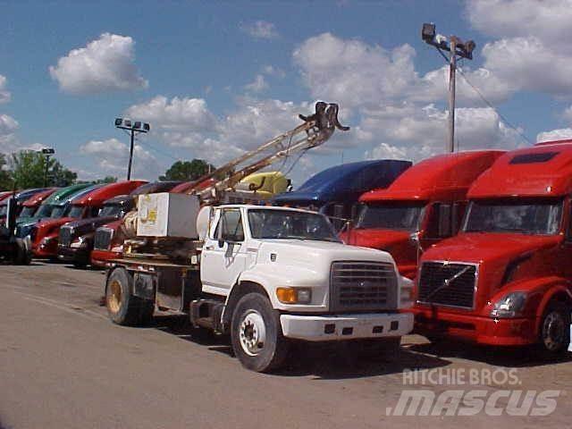 Ford F800 Pilsētas atkritumvedēji