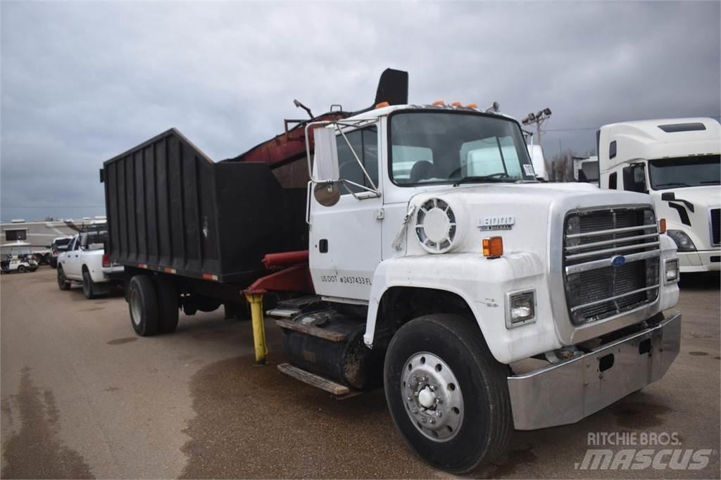 Ford L8000 Smagās mašīnas ar celtni