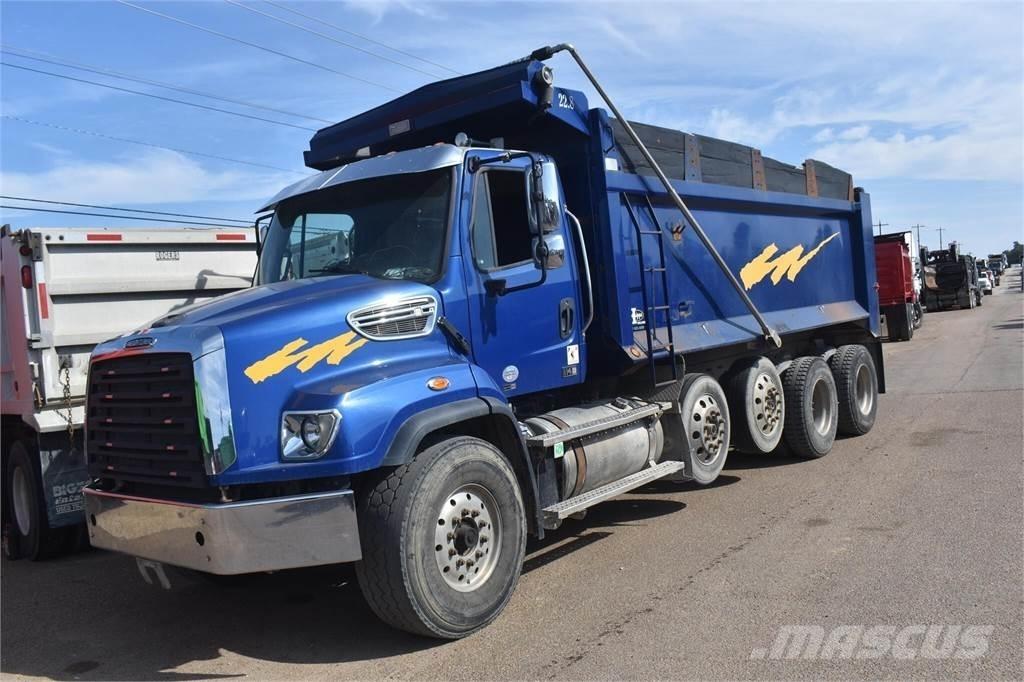 Freightliner 114SD Pašizgāzējs