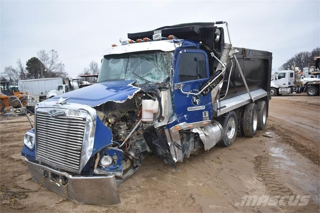 Freightliner 122SD Pašizgāzējs