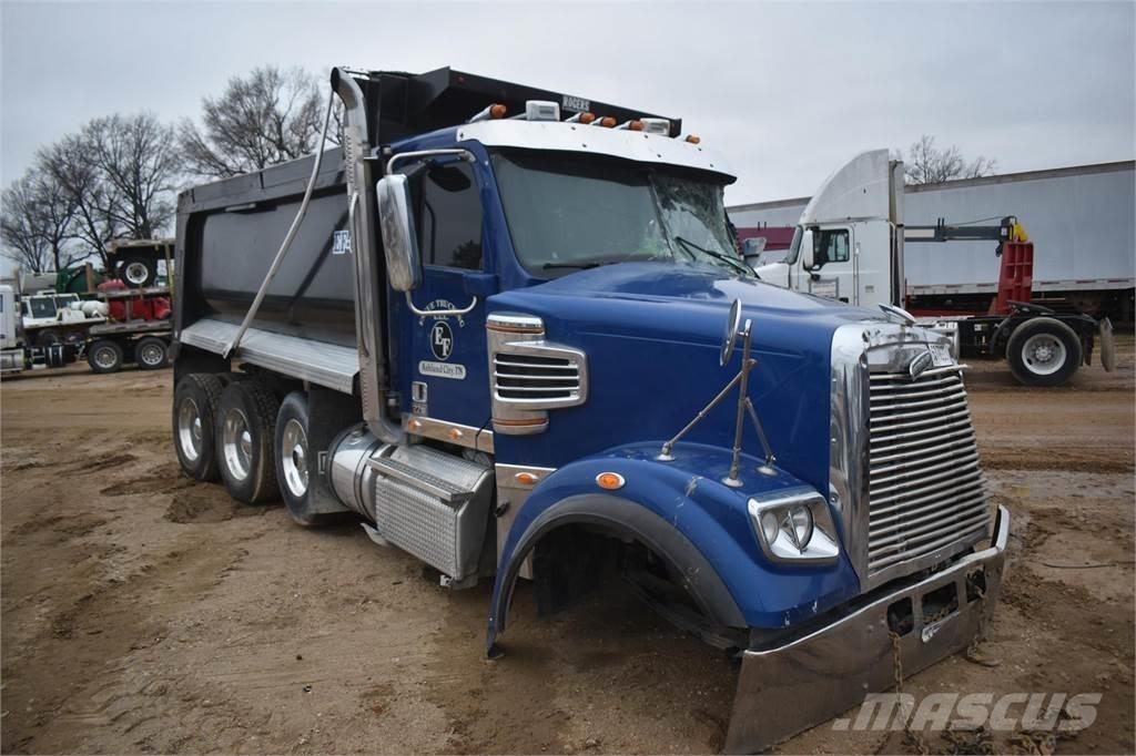 Freightliner 122SD Pašizgāzējs
