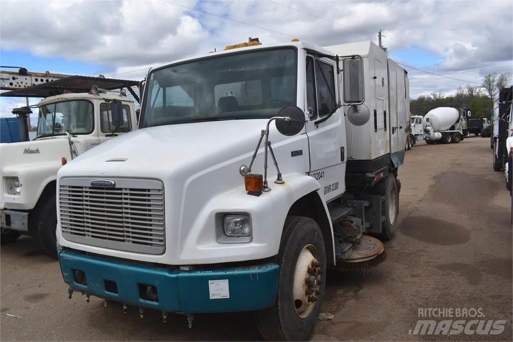 Freightliner FL70 Ielu tīrāmās mašīnas