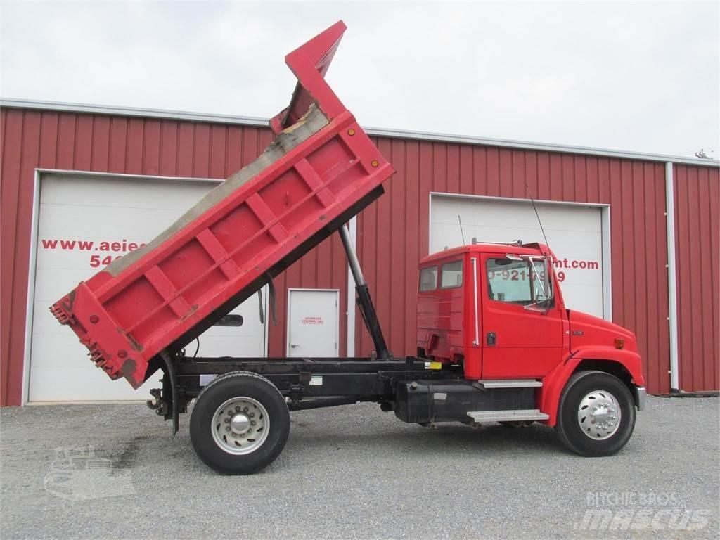 Freightliner FL70 Pašizgāzējs