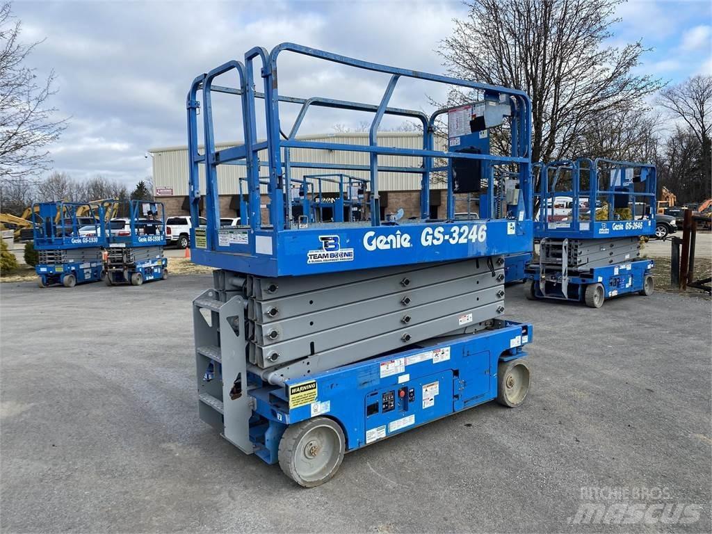 Genie GS3246 Šķerveida pacēlāji