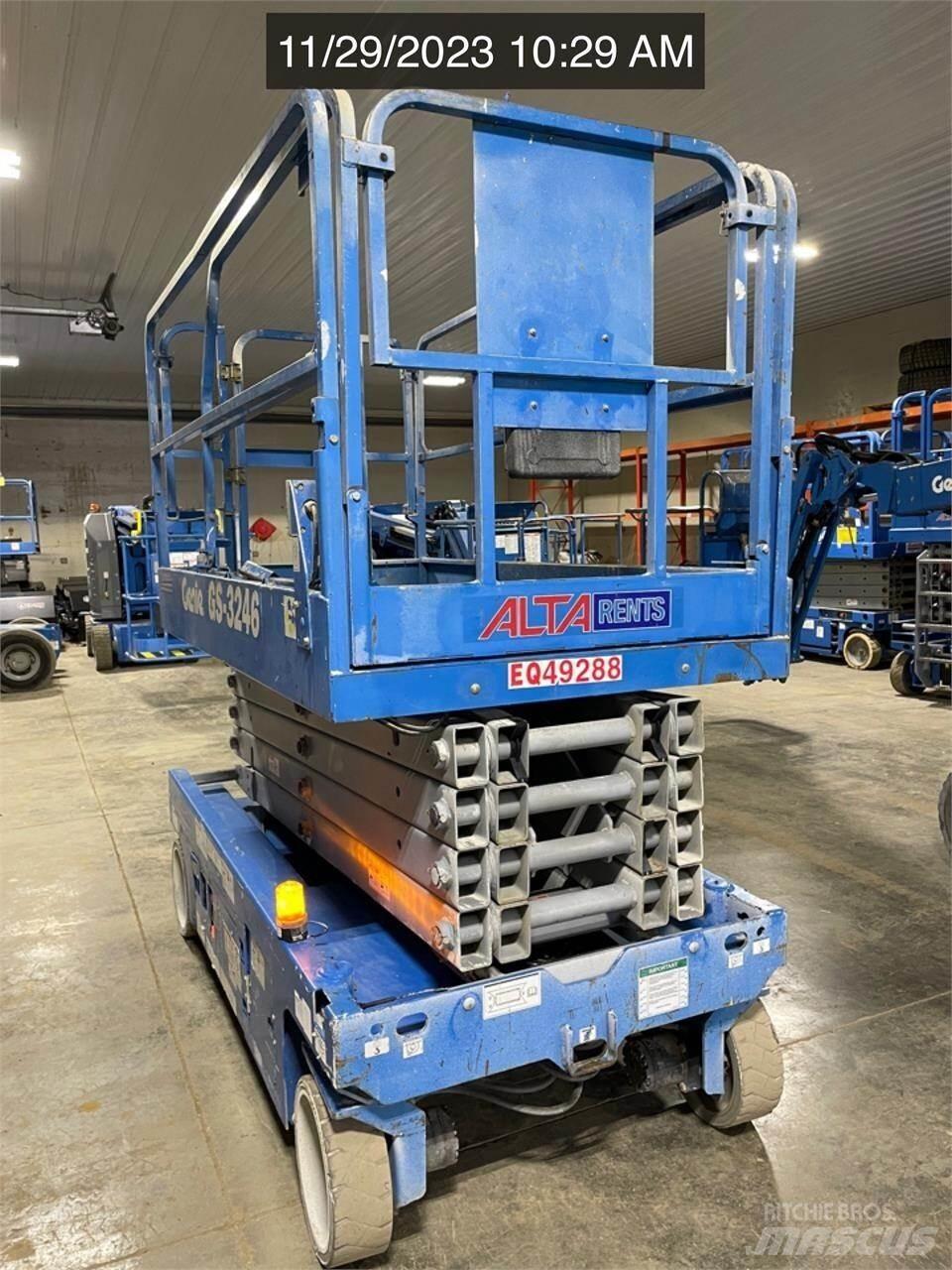 Genie GS3246 Šķerveida pacēlāji