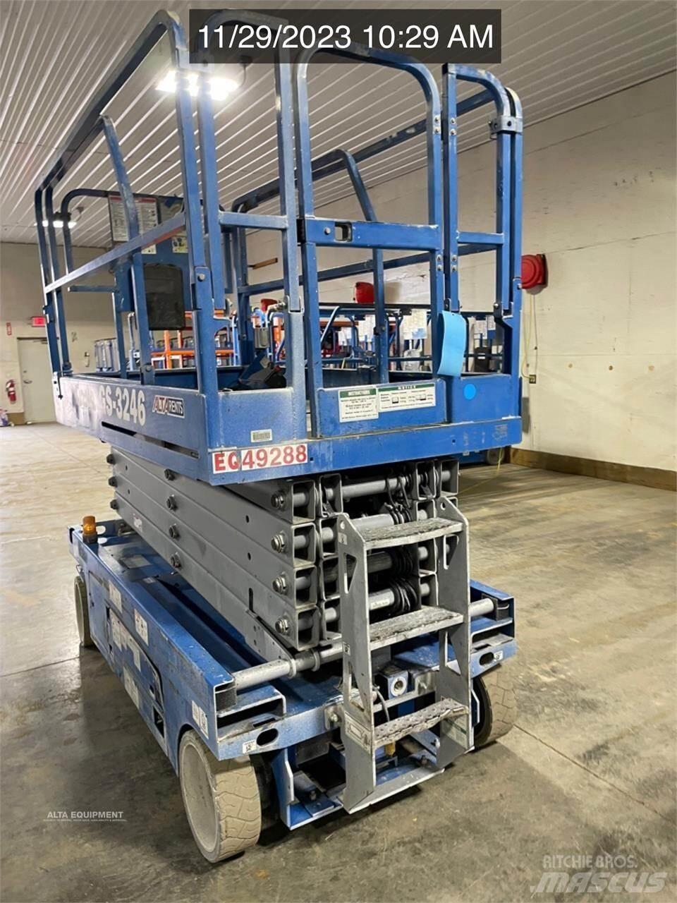 Genie GS3246 Šķerveida pacēlāji