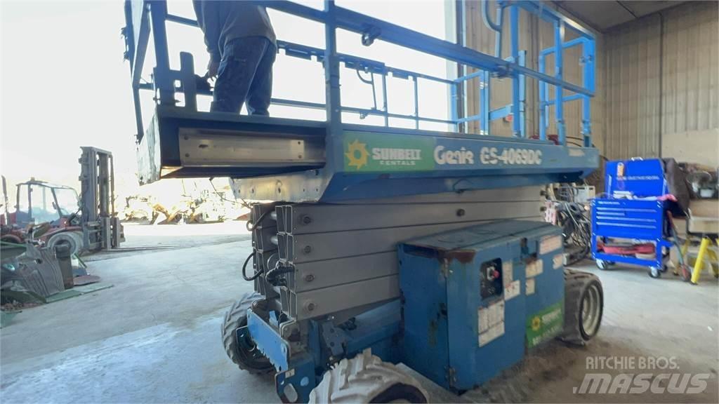 Genie GS4069DC Šķerveida pacēlāji