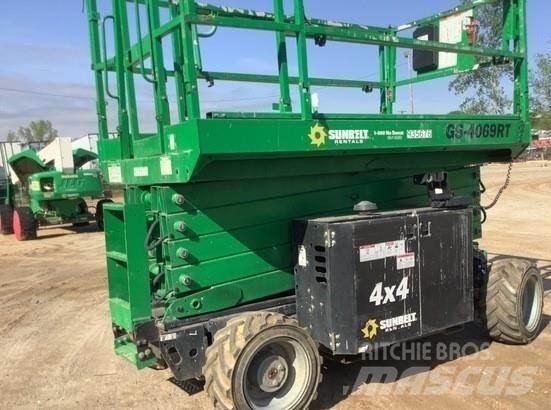 Genie GS4069RT Šķerveida pacēlāji
