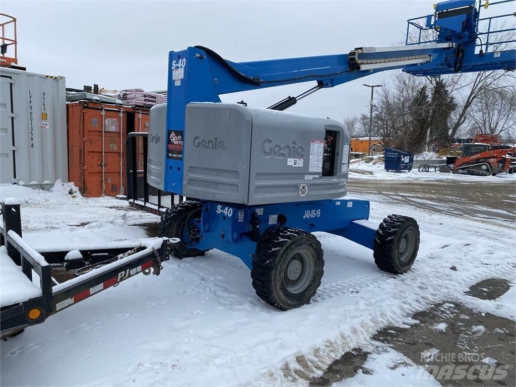 Genie S40 Teleskopiskie pacēlāji