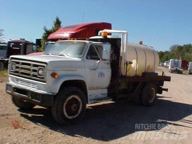 GMC TOPKICK C6500 Autocisterna