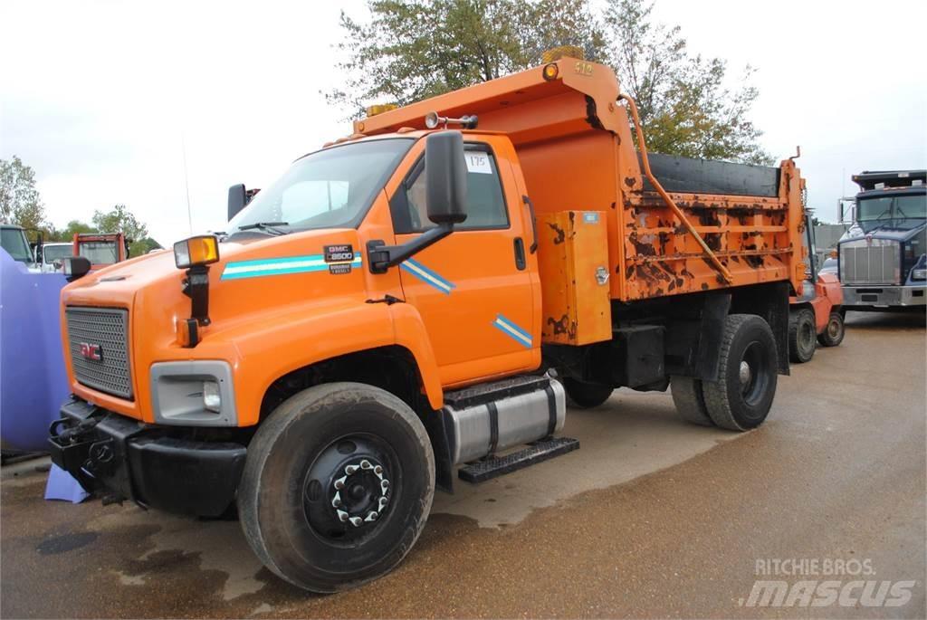 GMC TOPKICK C8500 Pašizgāzējs