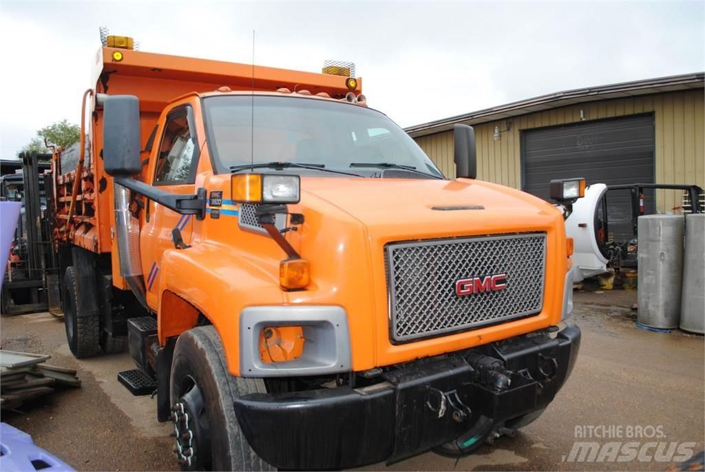 GMC TOPKICK C8500 Pašizgāzējs