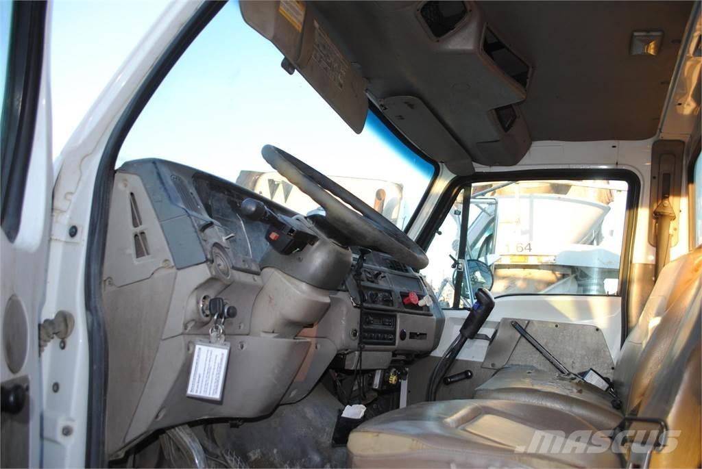 Hiab 335K-4 HIPRO Baļķu iekrāvēji