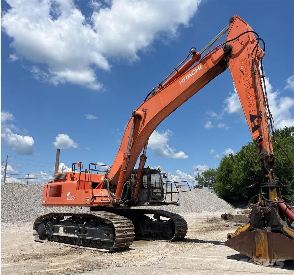 Hitachi EX750-5 Kāpurķēžu ekskavatori