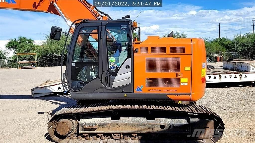 Hitachi ZX225US-6 Kāpurķēžu ekskavatori