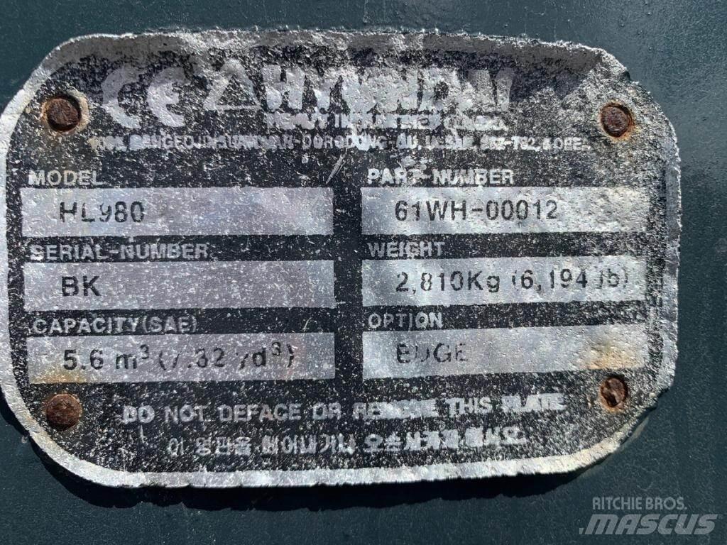 Hyundai HL980 Iekrāvēji uz riteņiem