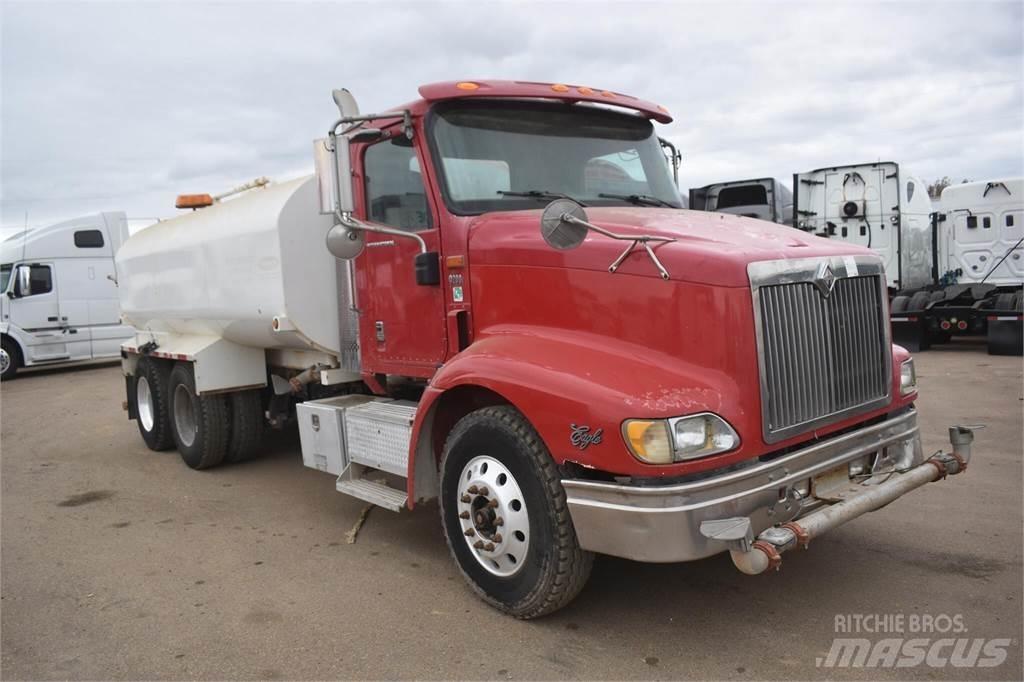 International 9200 Autocisterna