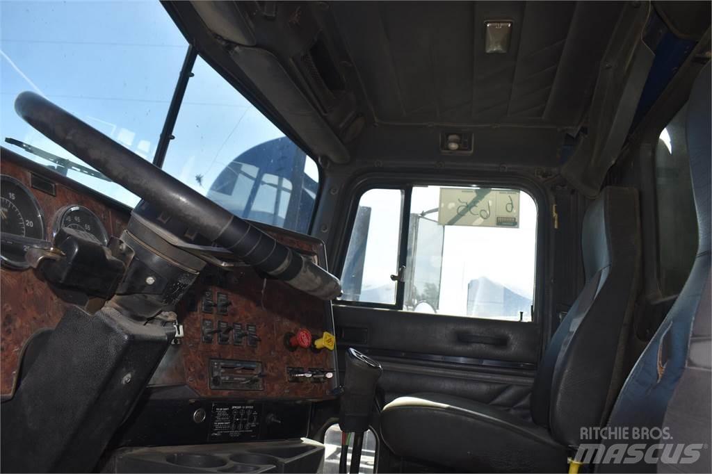 International 9400 Pašizgāzējs