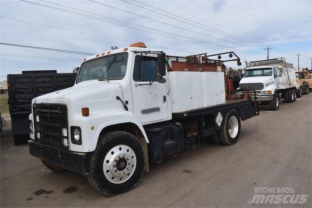 International S2300 Autocisterna